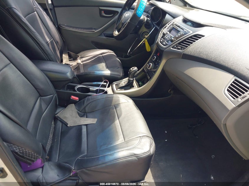 2016 HYUNDAI ELANTRA auction photo 5