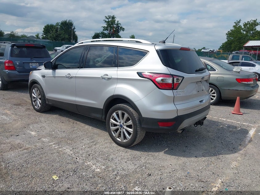 Vin: 1fmcu0j98hua16672, lot: 46315858, ford escape titanium 20173