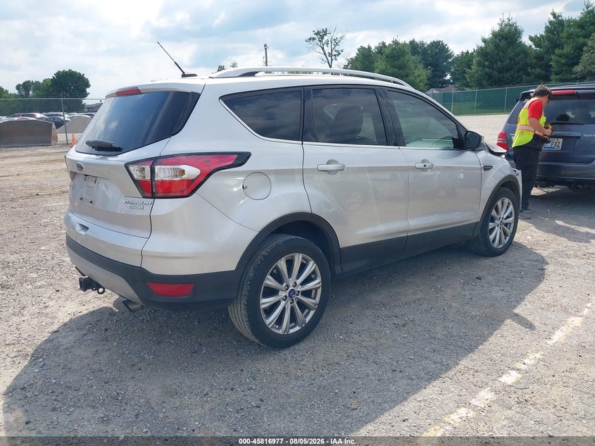 Vin: 1fmcu0j98hua16672, lot: 46315858, ford escape titanium 20174