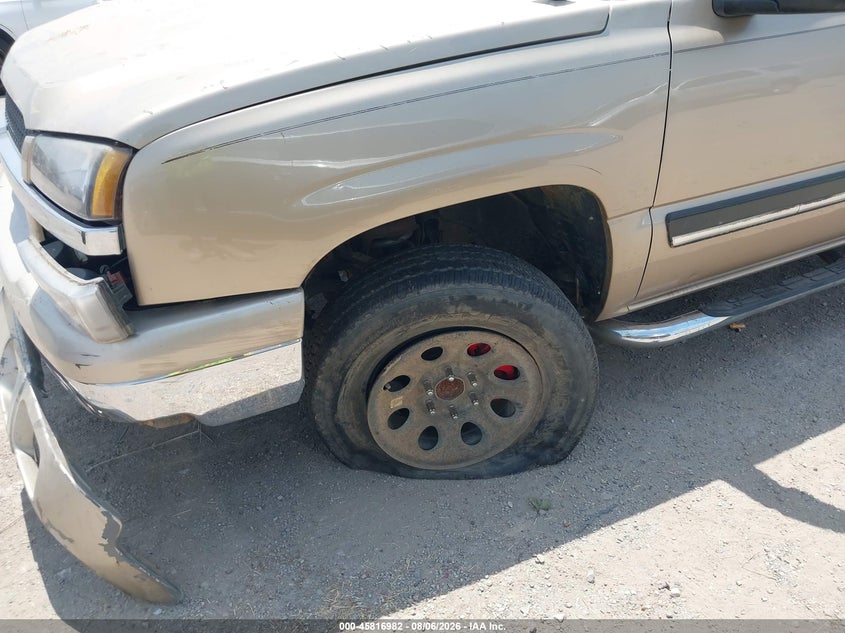 2005 CHEVROLET SILVERADO PICKUP 5.3L V-8 295HP