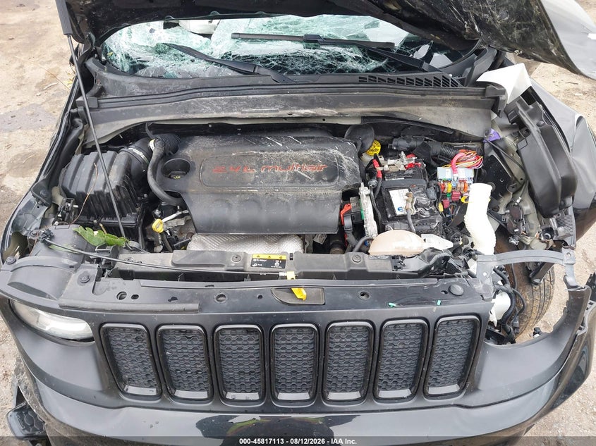 2020 JEEP RENEGADE ALTITUDE 4X4 · Фото 10
