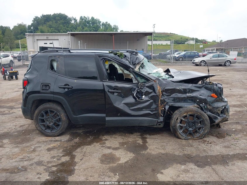 2020 JEEP RENEGADE ALTITUDE 4X4 · Фото 13