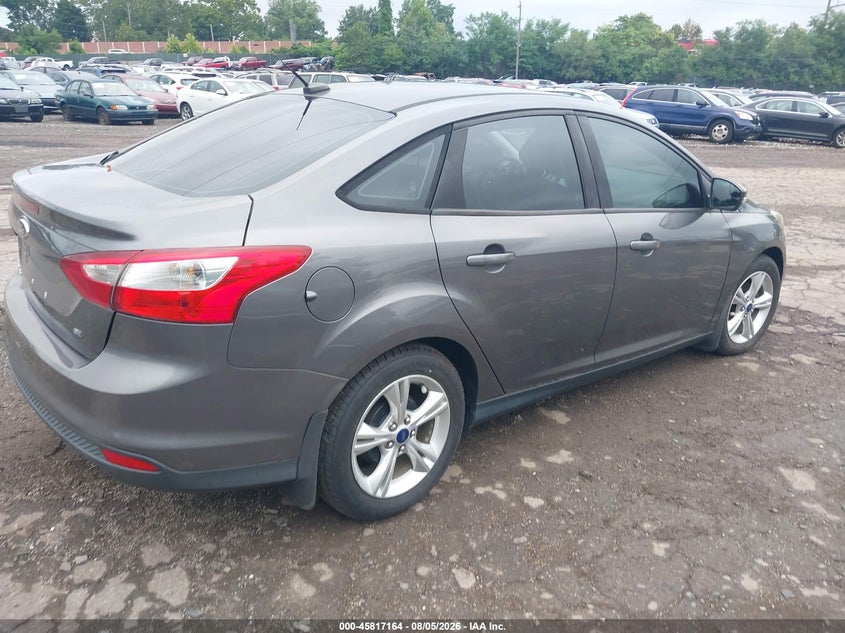 Vin: 1fahp3f20cl371659, lot: 46316045, ford focus se 20124