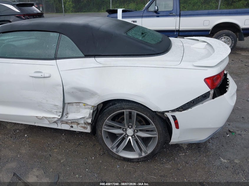 2017 CHEVROLET CAMARO auction photo 6