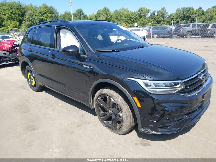 2024 VOLKSWAGEN TIGUAN 2.0T SE R-LINE BLACK
