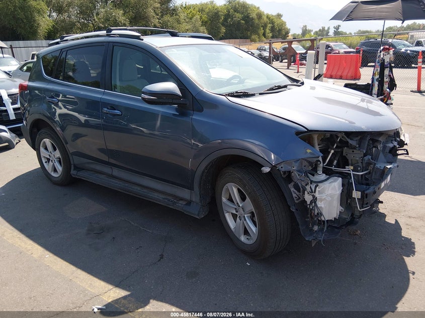 2013 TOYOTA RAV4 auction photo 1