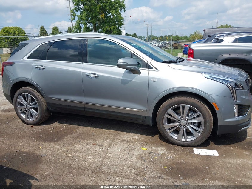 CADILLAC XT5 - zdjęcie 13
