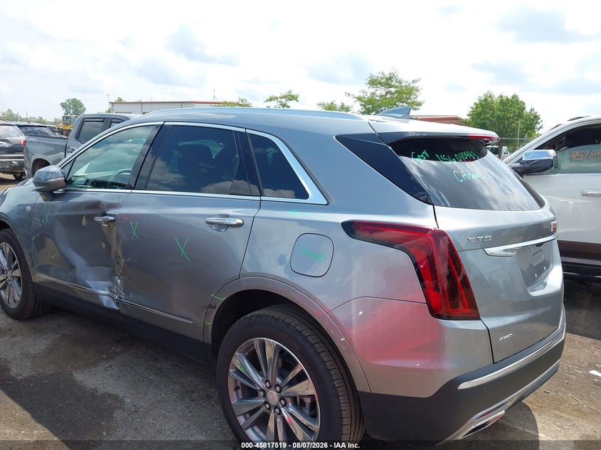 CADILLAC XT5 - zdjęcie 14