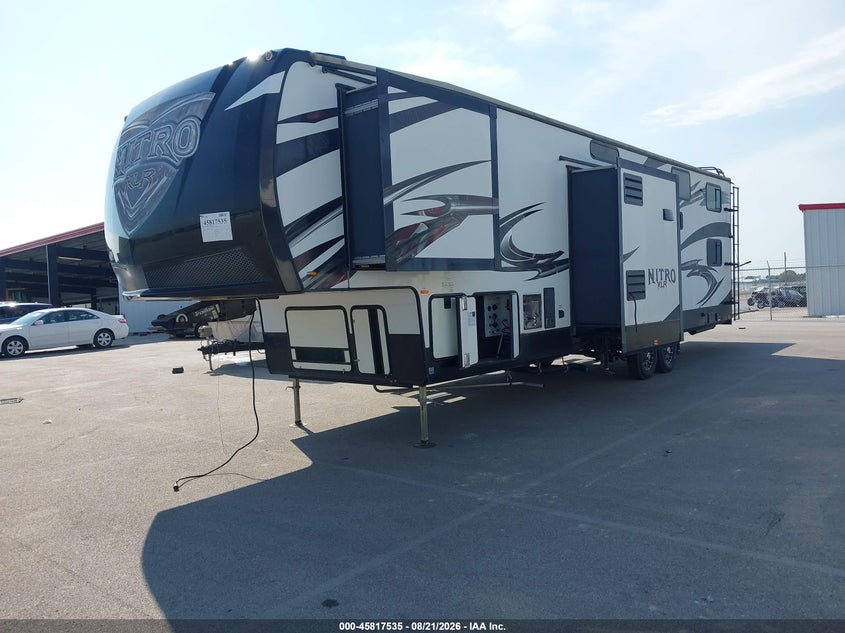 2017 FOREST RIVER NITRO XLR auction photo 2