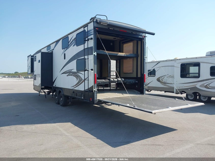 2017 FOREST RIVER NITRO XLR auction photo 3