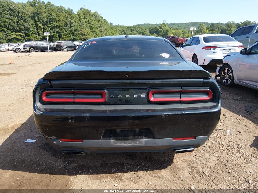 DODGE CHALLENGER - zdjęcie 16