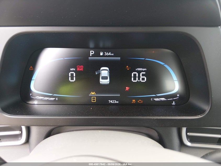 2025 HYUNDAI ELANTRA auction photo 7