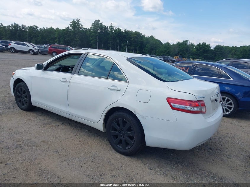 2010 TOYOTA CAMRY auction photo 3