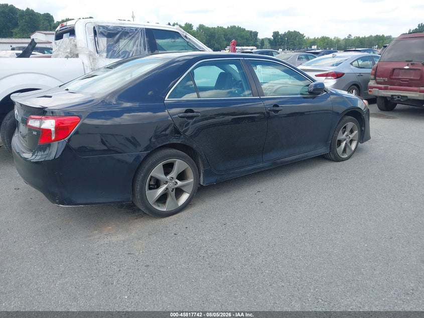 Vin: 4t1bf1fk5eu798030, lot: 46316623, toyota camry se sport 20144