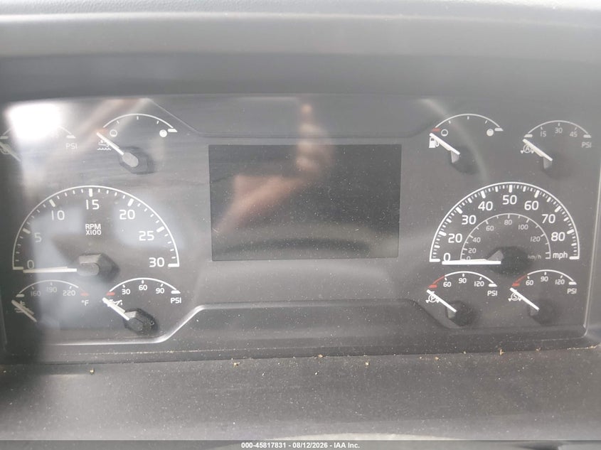 2020 VOLVO VNL auction photo 5