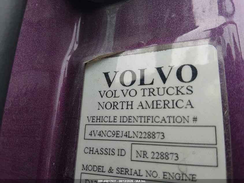 2020 VOLVO VNL auction photo 8