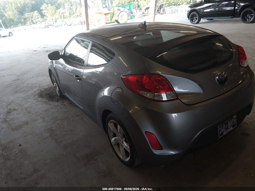 2014 HYUNDAI VELOSTER auction photo 3