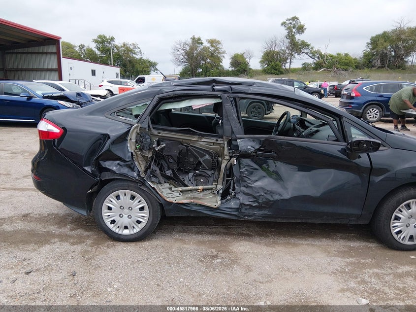 2019 FORD FIESTA auction photo 6