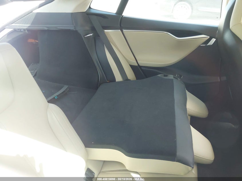 2015 TESLA MODEL S auction photo 8