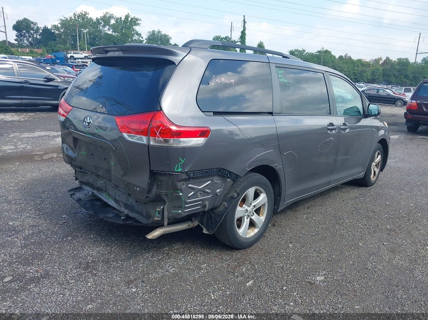 Vin: 5tdkk3dc7ds404196, lot: 46317179, toyota sienna le v6 8 passenger 20134