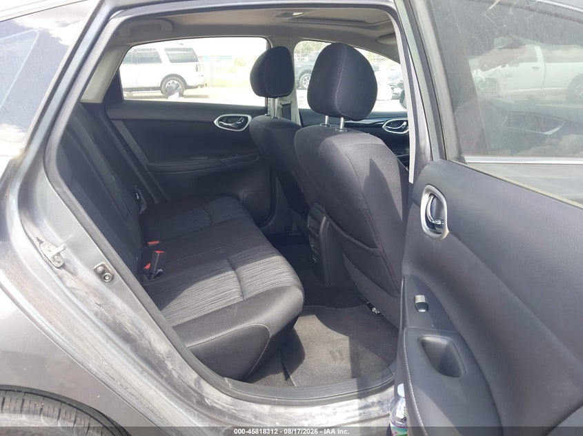 2019 NISSAN SENTRA auction photo 8