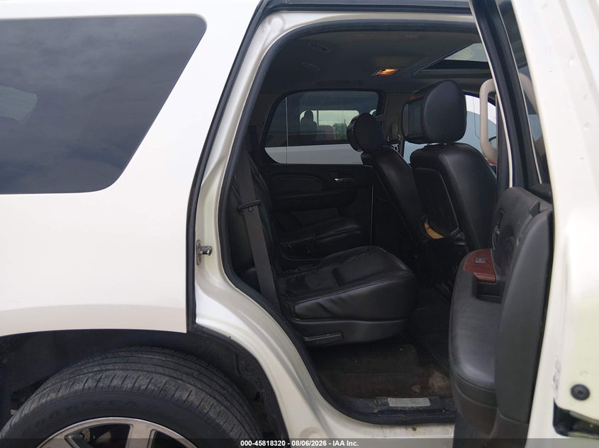 2007 CADILLAC ESCALADE auction photo 8