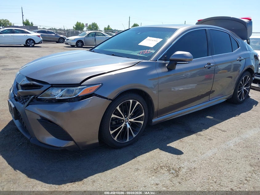 2018 Toyota Camry Se, Удар сзади, IAAI, VIN 4T1B11HK2JU571366 — фото 2
