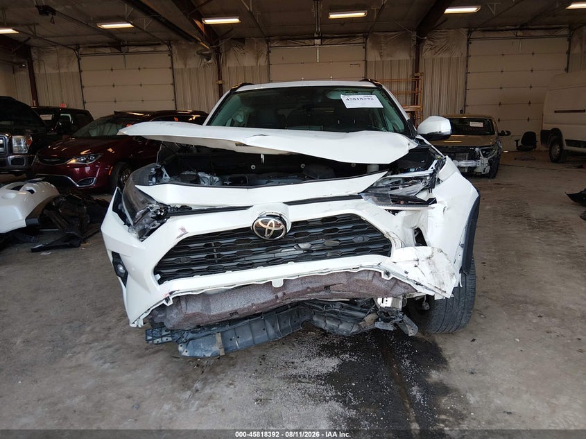 TOYOTA RAV4 - zdjęcie 12