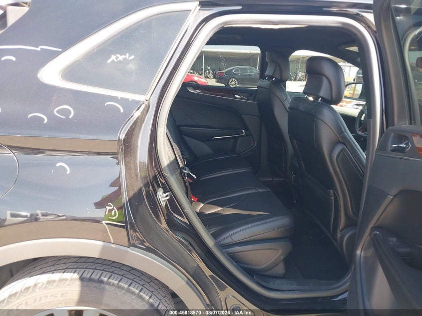 2019 LINCOLN MKC auction photo 8
