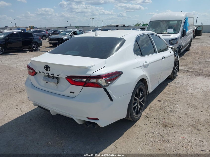 Vin: 4t1g11ak4mu539183, lot: 46317480, toyota camry se 20214