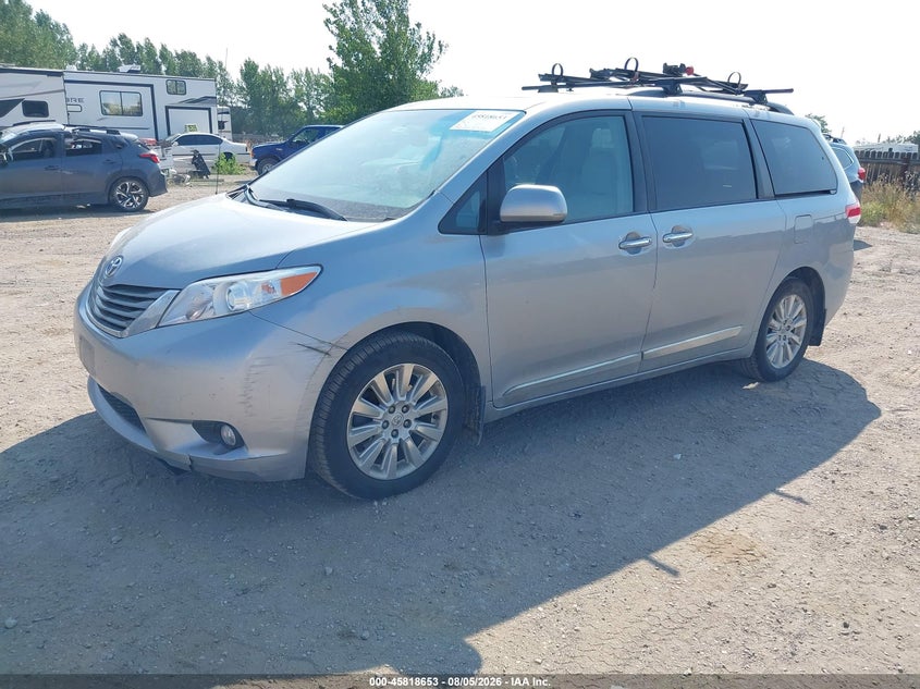Vin: 5tddk3dc2ds056820, lot: 46317534, toyota sienna xle 7 passenger 20132
