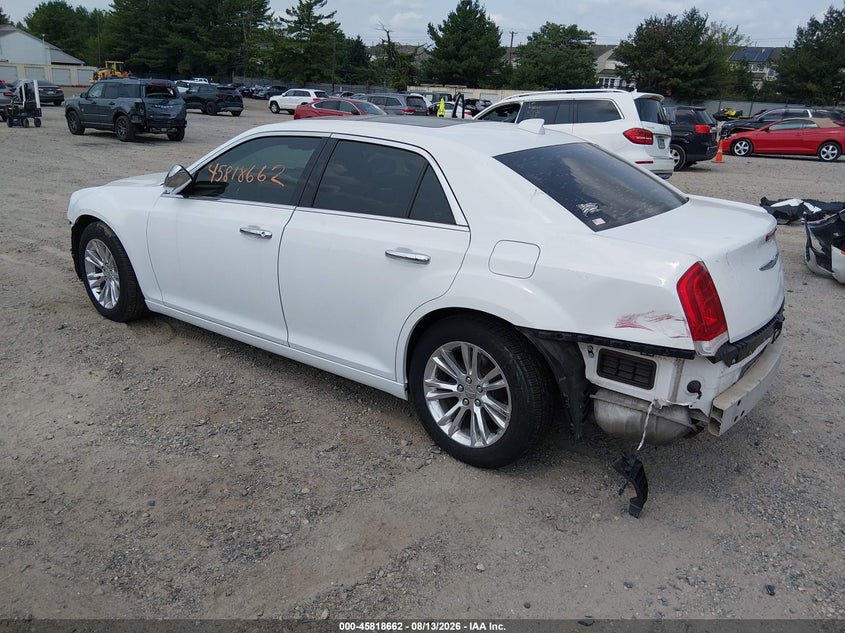 2017 CHRYSLER 300C auction photo 3