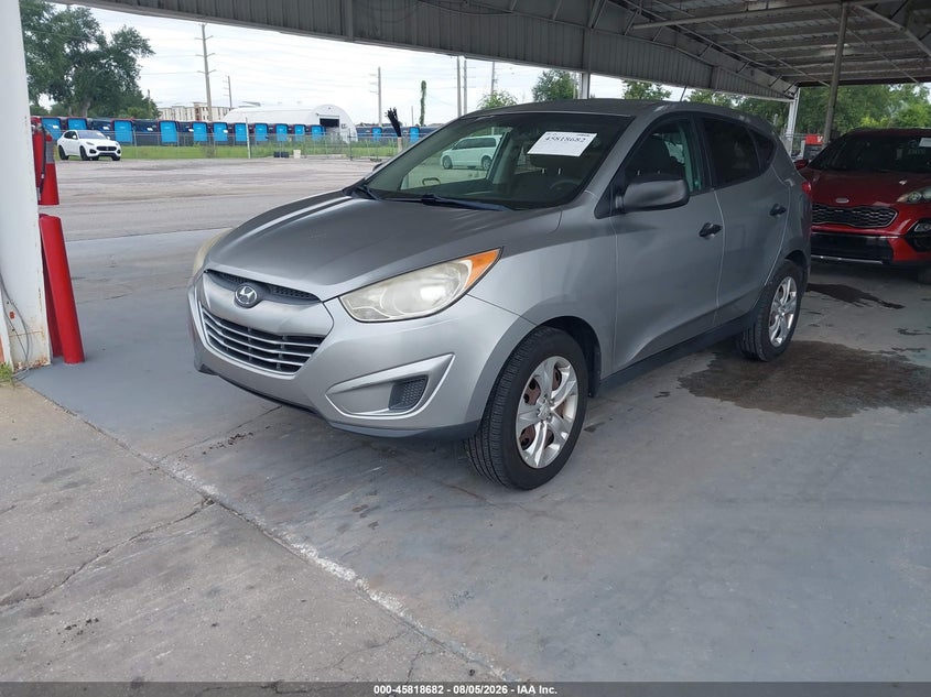 2012 Hyundai Tucson, Normal Wear & Tear, IAAI, VIN KM8JT3AB7CU405049 — photo 2