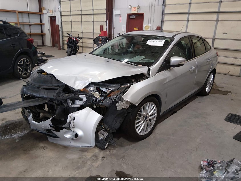 Vin: 1fadp3j27el247350, lot: 46317585, ford focus titanium 20142