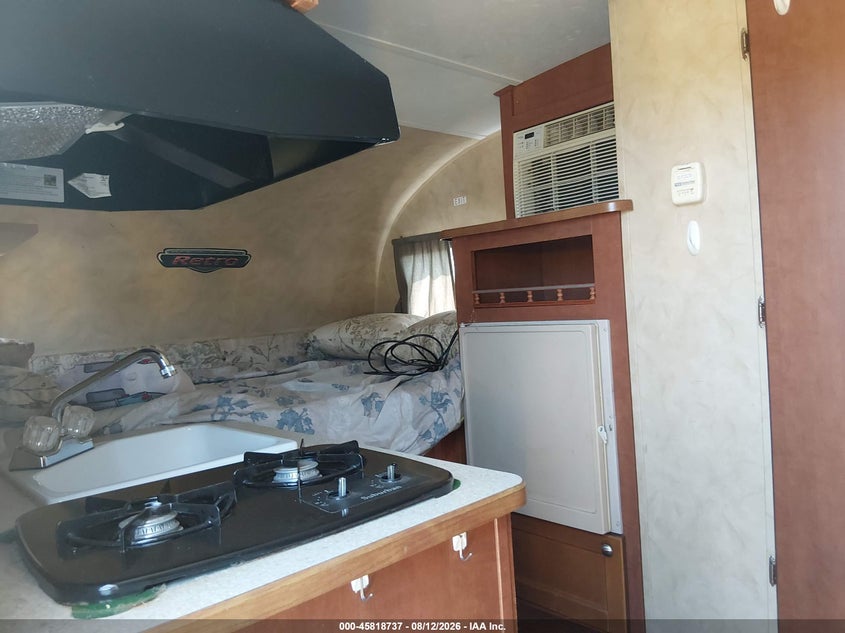 2014 RIVERSIDE TRAVEL TRAILER auction photo 5