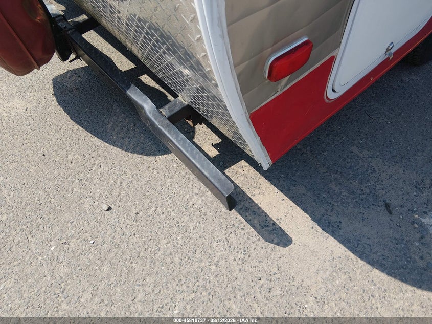 2014 RIVERSIDE TRAVEL TRAILER auction photo 6