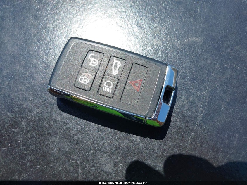 LAND-ROVER RANGE ROVER SPORT 2025 VIN SAL119E98SA428028