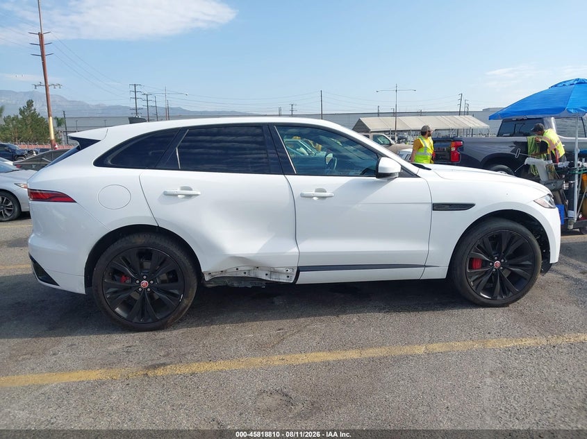JAGUAR F-PACE - zdjęcie 13