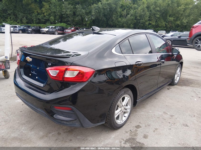 Vin: 1g1be5sm1j7162342, lot: 46317722, chevrolet cruze lt auto 20184