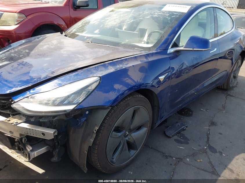 2019 Tesla Model 3, Right Front, IAAI, VIN 5YJ3E1EBXKF450516 — photo 2