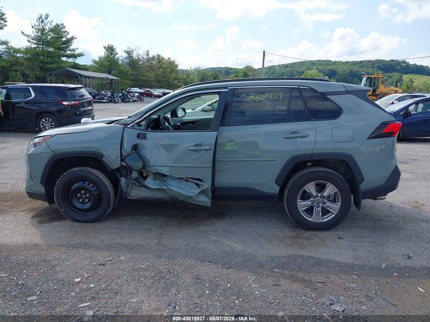 TOYOTA RAV4 - zdjęcie 14