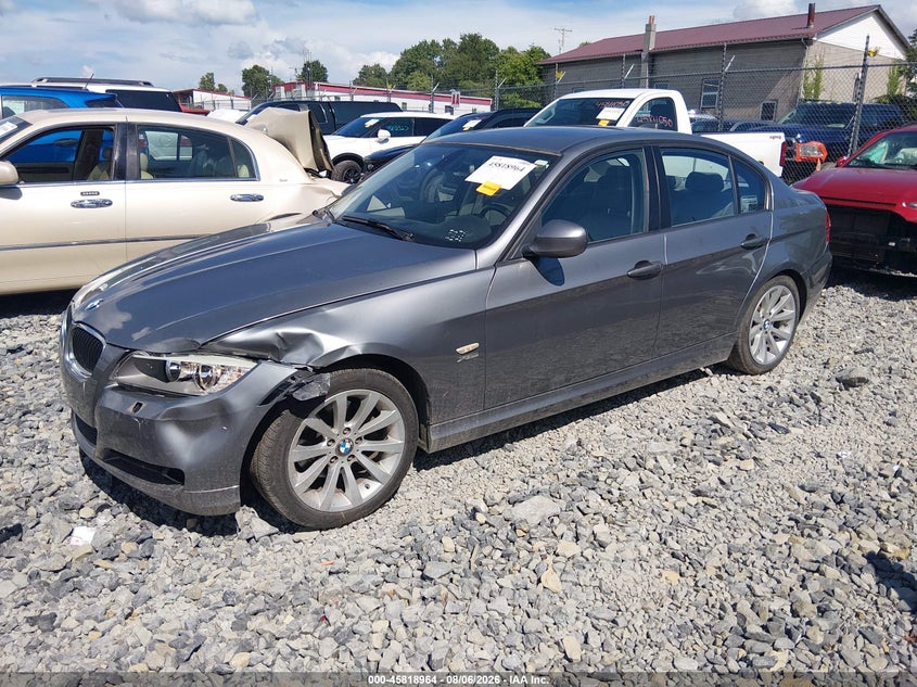 2011 BMW 328I auction photo 2