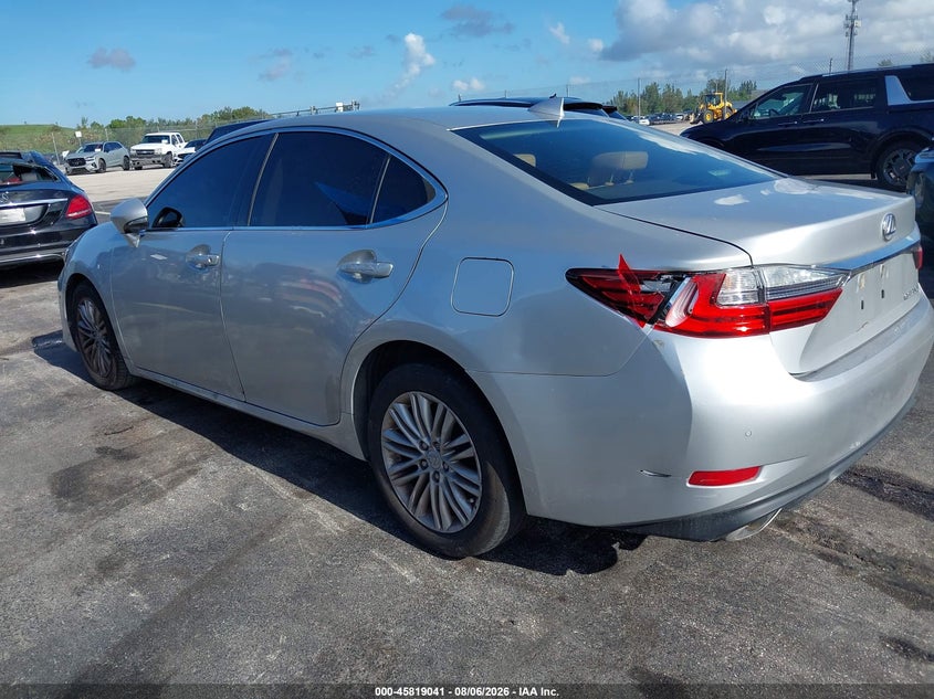 Vin: 58abk1gg9hu052988, lot: 46317922, lexus es 350 20173