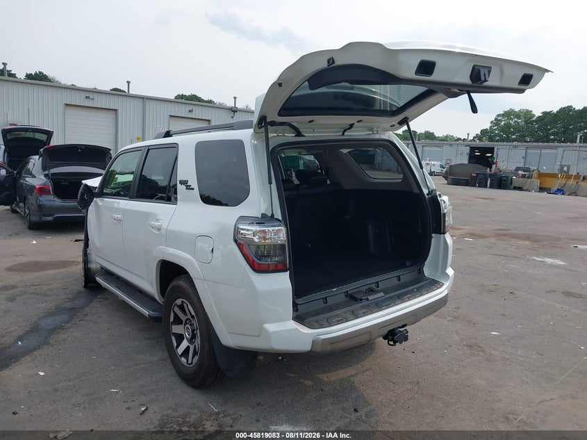 2023 TOYOTA 4RUNNER auction photo 3