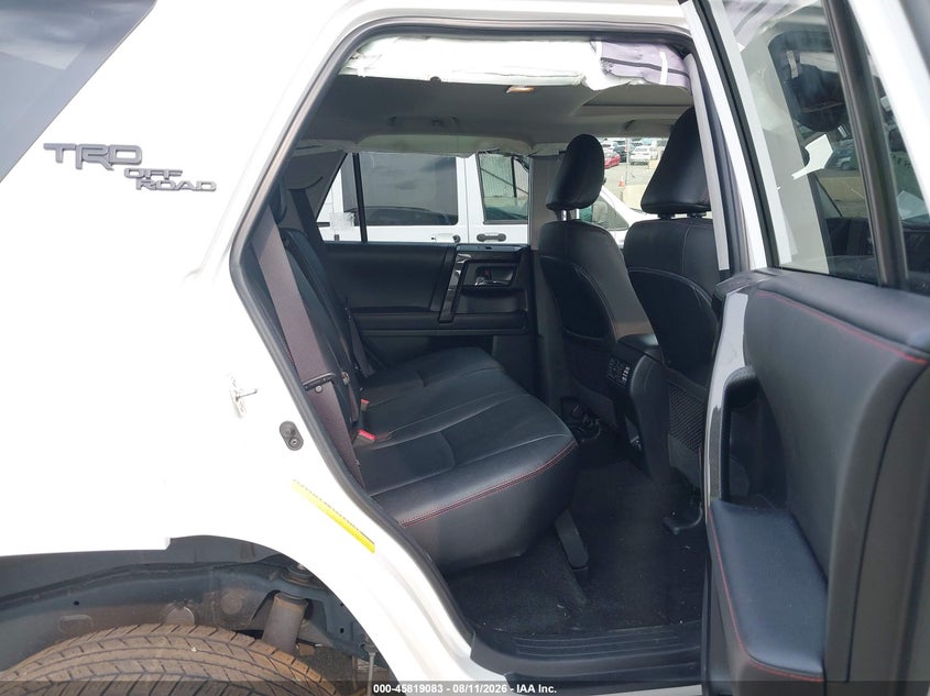 2023 TOYOTA 4RUNNER auction photo 8