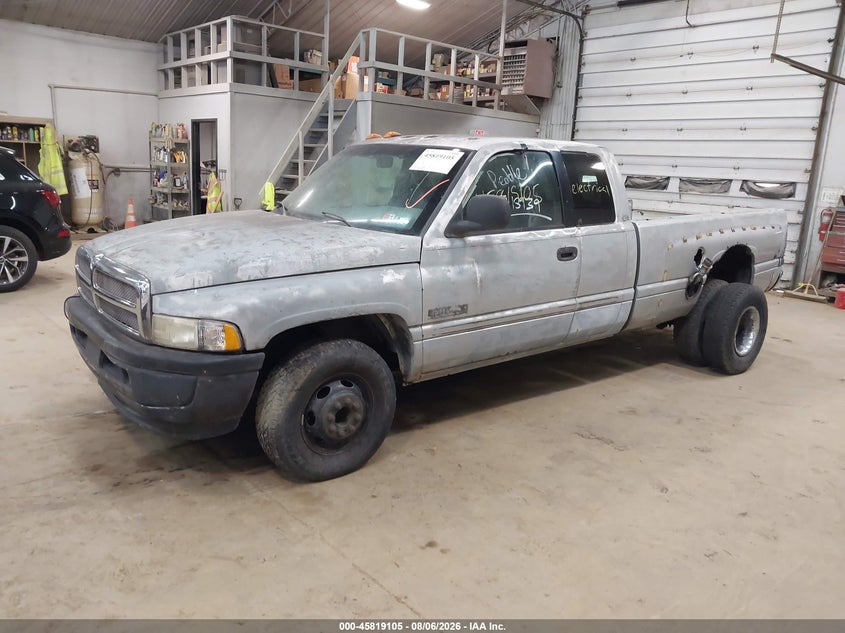 2002 DODGE RAM 3500 auction photo 2