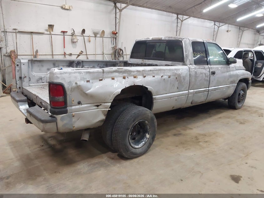2002 DODGE RAM 3500 auction photo 4