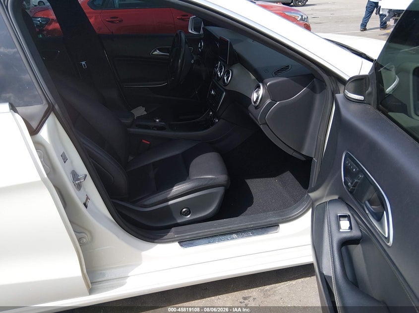 2014 MERCEDES-BENZ CLA 250 auction photo 5