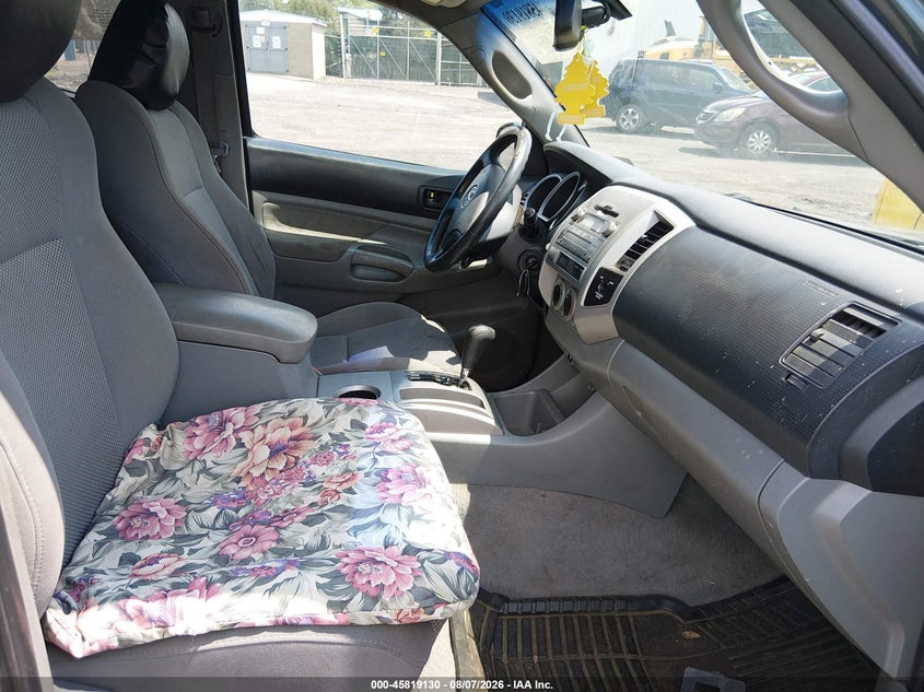 2009 TOYOTA TACOMA auction photo 5