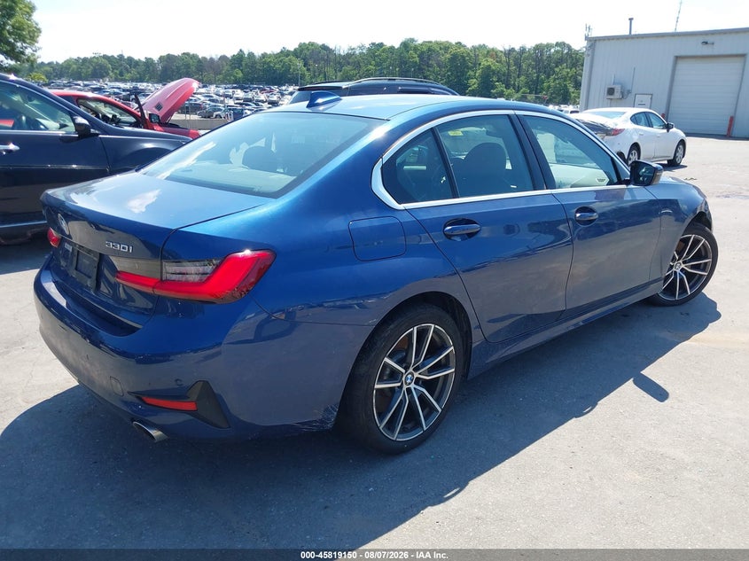 BMW 330I - zdjęcie 4